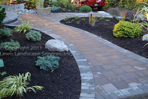 Iv landscape portland landscaping, beaverton landscaping, landscaping services, pavers patio, gardening services, landscaping contractor, sod installation, sprinkler system, lawn services, retaining wall, deck contractors, irrigation installation, hillsboro, tualatin. Barkdust Mulch | Lewis Landscape Services