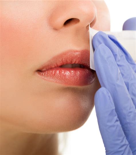 Learn what they might mean and more about chin hair removal. 5 Surprising Ways Your Lips Are Aging You - NewBeauty
