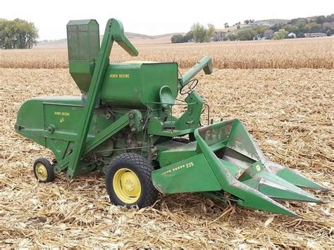 Pin On Vintage Combines