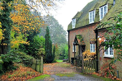Pas Grand Chose English Village Autumn