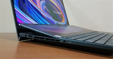 Asus Zenbook Pro Duo 15 Oled Review Geek Lifestyle