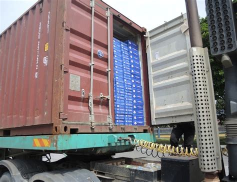 Checkmybus has got you covered! Sibu customs seizes contraband liquor on its way to ...