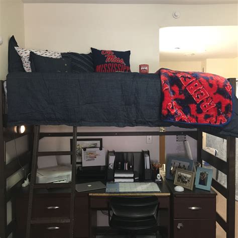 Ole Miss Pittman Hall Male Dorms Can Be Tuff Dorm Room Decor Ole