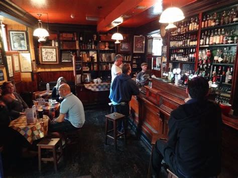 10 Pubs The Traditional Irish Pub And Bar Crawl In Galway Ireland