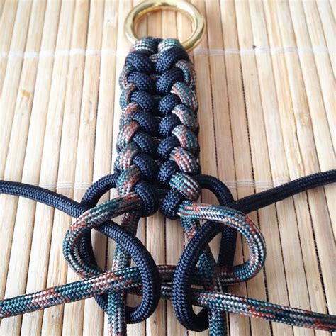 You can view each paracord tutorial, download and print! Best 25+ Paracord knots ideas on Pinterest | Paracord projects, Paracord and Paracord braids
