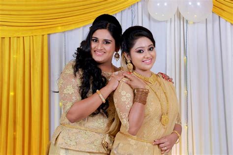 Serial Actress Marriage Photos Malayalam Gadgetslasopa