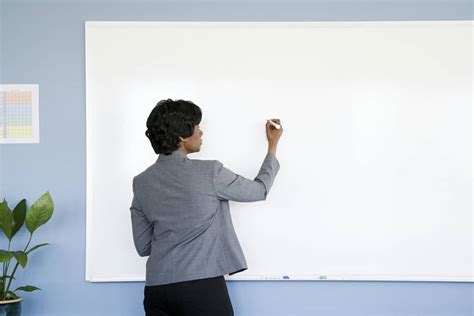 4 Ways To Use A Whiteboard To Stay Organized Yourcollegeblog