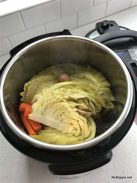 Tender, buttery, flavor infused instant pot corned beef and cabbage is the perfect dish to serve for st. Corned Beef And Cabbage Instant Pot Youtube / Instant Pot ...