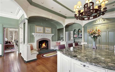 20 Unbelievable Kitchens In Mansions