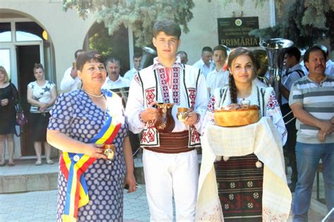 Zeci de femei primar au aflat rețeta succesului conducătorilor din satele Slobozia Mare și