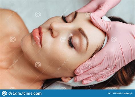 Girl Doing Facial Massage At The Beautician Stock Image Image Of Face Hand 213172845