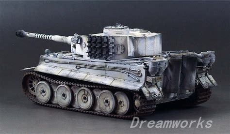 Built 135 Tamiya Wittmans Snow Tiger Heavy Tank S04 Detailsdetails