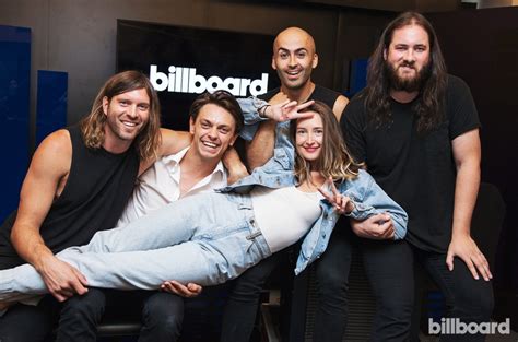 Leah Fay Of July Talk Confronts Sexist Heckler Watch Video Billboard
