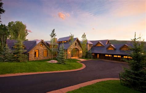 1875 Million Mountaintop Stone Mansion In Aspen Co Homes Of The Rich