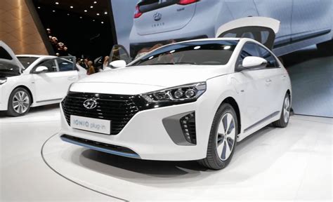 Hyundai is one of korea's top carmakers and is the second largest in india. Hyundai Electric Car 2020 Ioniq And Kona Review | Latest ...