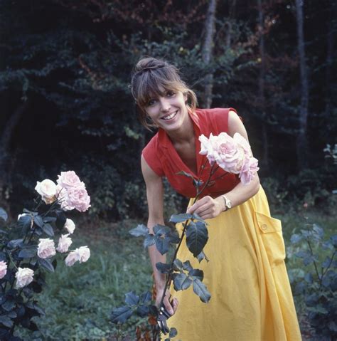 Joue la comme evelyne dhéliat. Instant Vintage : quand Evelyne Dhéliat nous recevait chez ...