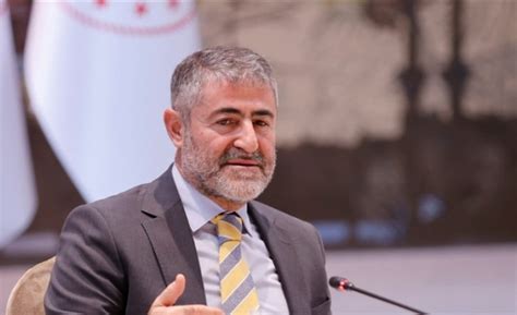 Hazine ve Maliye Bakanı Nebati den emekli ve memur maaş zamlarıyla
