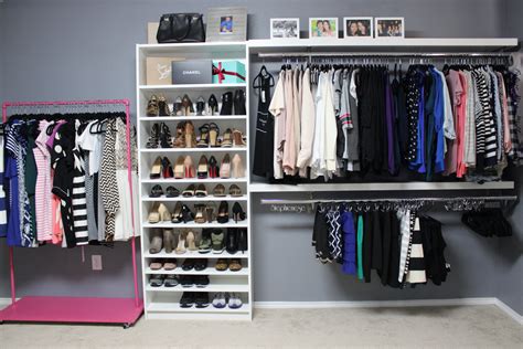 How To Turn A Spare Bedroom Into A Dressing Room Or Walk In Closet Diy Walk In Closet