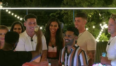 Love Island Ollie Williams Reveals He Lives Next To Prince Charles And