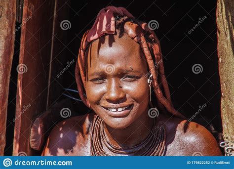 Opuwo Namibia Jul 07 2019 Himba Woman With The Typical Necklace And Hairstyle In Himba