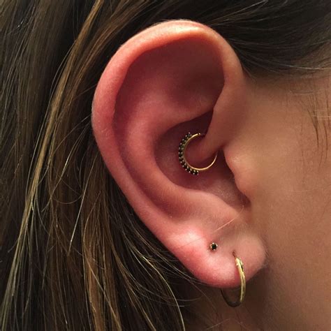 The Biggest Body Piercings Trends of 2016 | Glamour