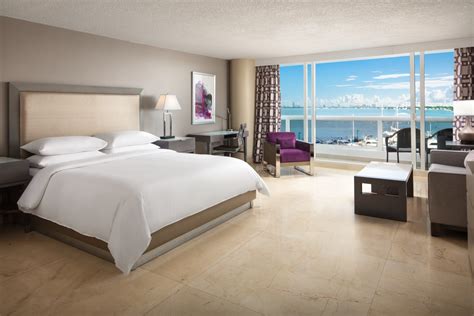 Doubletree By Hilton Grand Hotel Biscayne Bay Miami Greater Miami