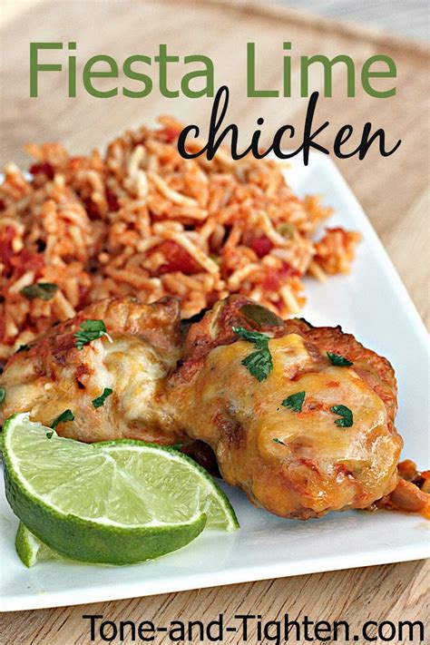 Roll the chicken into flour mixture and coat properly. Fiesta Lime Chicken Recipe (Applebee's Copycat) | Tone and ...