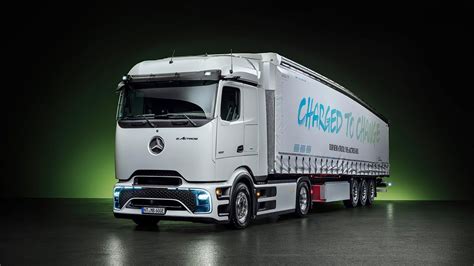 Mercedes Benz Eactros Long Haul Electric Truck Debuts With Km
