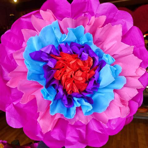 How to make easy tissue paper flowers. Artelexia: DIY Tissue Paper Flowers