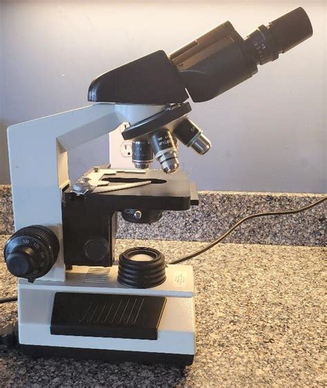Sold 475 Sold Lw Scientific Revelation Iii Microscope With 4 Heads And