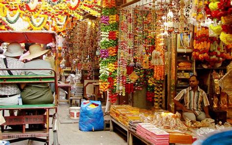 Best Old Delhi Markets For Shopping In 2024