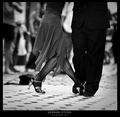 buenos aires tango couple dancing argentine tango