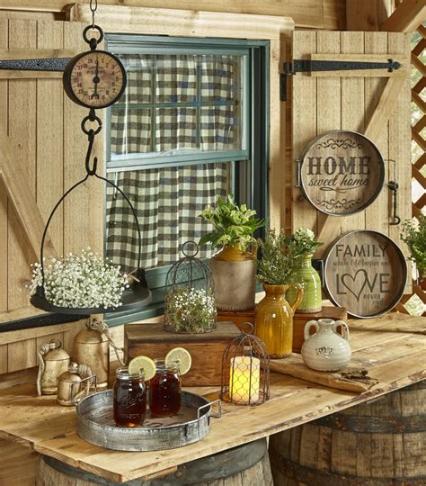 Country decor is all about comfort and charm. Unique Home Decor Styles | Rustic Country Decor | Lakeside