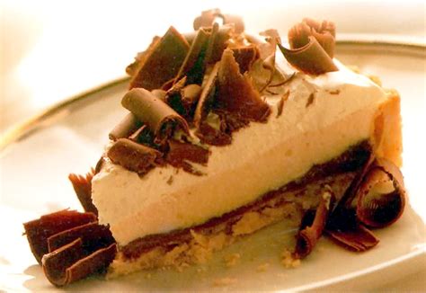 Yes, it has got to be the longest recipe i've ever posted and it is rather time consuming but once you'll try it, you'll realize it is totally worth it. Celtnet Recipes Blog: Mississippi Mud Pie Recipe