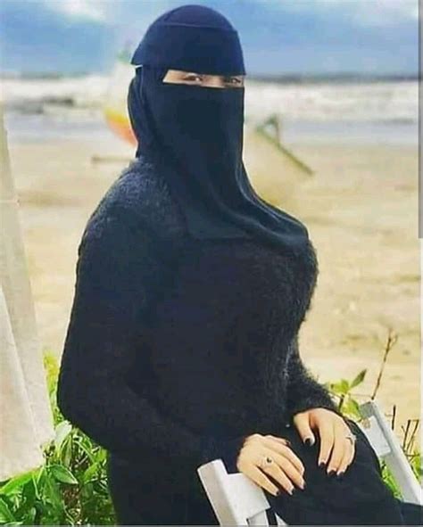 pin on busty muslim women
