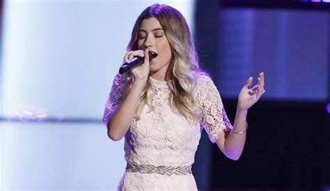 ‘the Voice Blind Auditions Dallas Caroline Completes Team Blake