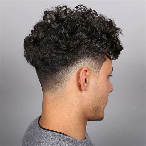 Descubre las tendencias de cortes de pelo de hombre para este año 2020. Imagenes De Pelo Corto : Pelo Rizado Corte De Pelo Para ...