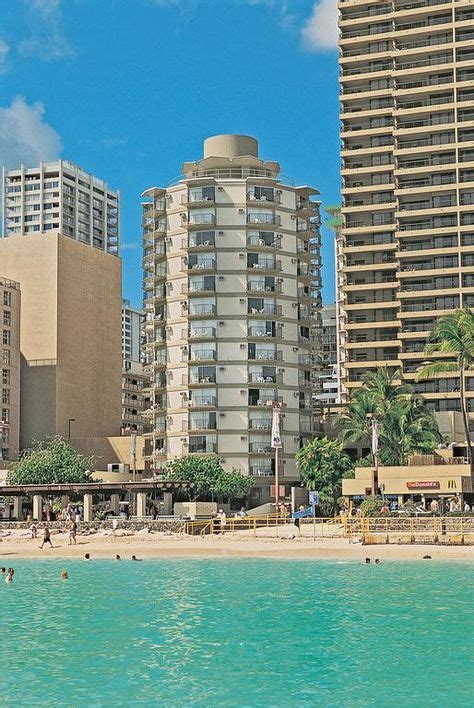 Aston Waikiki Circle Hotel A Uniquely Shaped Hotel And A Landmark