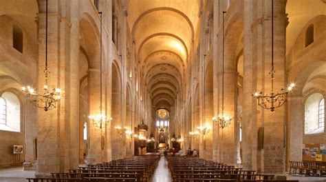 Visita Basílica De Saint Sernin En Centro De La Ciudad De Tolosa