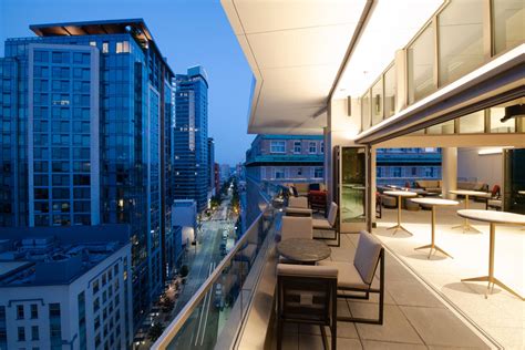 Watch Out Downtown Seattle Theres A New Rooftop Bar In Town Seattle