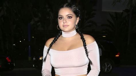 Ariel Winter Shows Off Her Curves In Skin Tight Ensemble At Drake