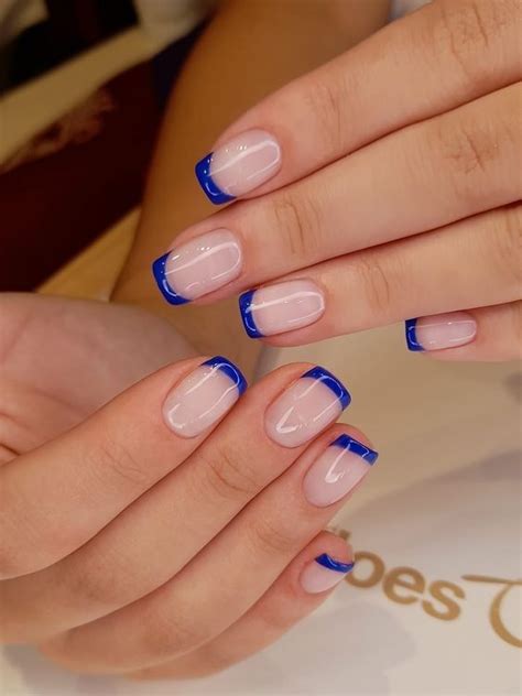 Diseños De Uñas Azules Ideas De Manicura 2024 Muy Trendy