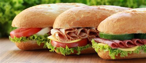 10 Best Picnic Sandwiches | Kitchenistic