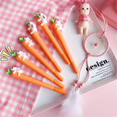 2 Pcs Creative Signature Pen Sweet Carrot Pull Rabbit Silica Design