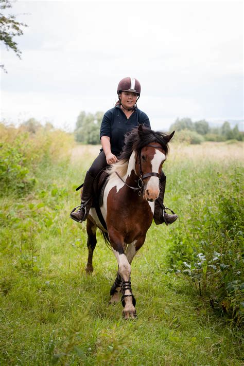 horse riding | Riding helmets, Riding, Horse riding