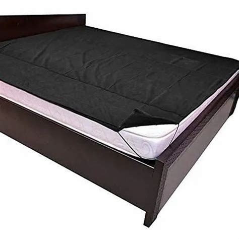 Femfairy Plastic Rubber Waterproof Double Bed Sheetbed Protecting Mat
