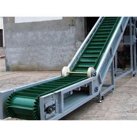 Phoenix Inclined Belt Conveyor For Packaging Material Handling Capacity 150 Kg Per Meter At