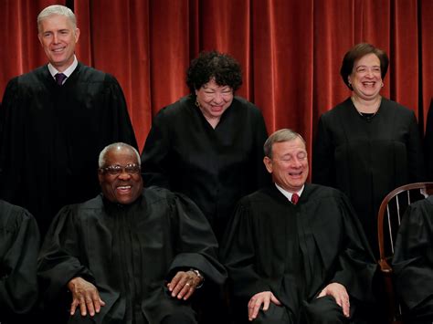 Supreme Court Judges Top Who Are The Supreme Court Justices Us