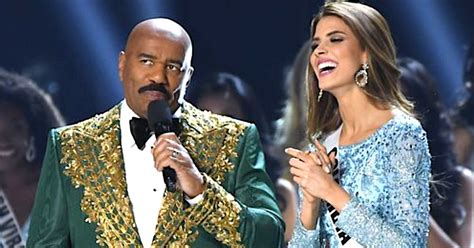 Steve Harvey Has Another Brutal Night Hosting Miss Universe Huffpost Entertainment