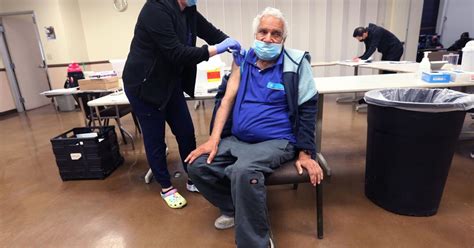 The Mission At Kern County Brings Vaccinations To Its Homeless
